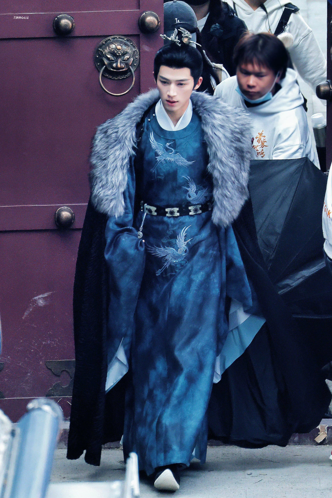 Hot nhất lúc này là phim cổ trang đang khiến 2 triệu người mê đắm: Nam chính xé truyện bước ra đẹp không góc chết- Ảnh 5.