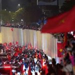 Hàng ngàn người hâm mộ vẫn xuống đường tri ân đội tuyển U23 Việt Nam image dai dien gifvnthua 1768957788 624 width740height495 gif2mp4 auto cropjpg