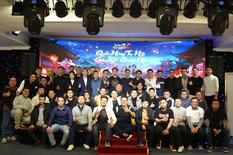 Offline Võ Lâm Truyền Kỳ 2.0 PC quy tụ hàng trăm game thủ, mở màn năm mới đầy cảm xúc image