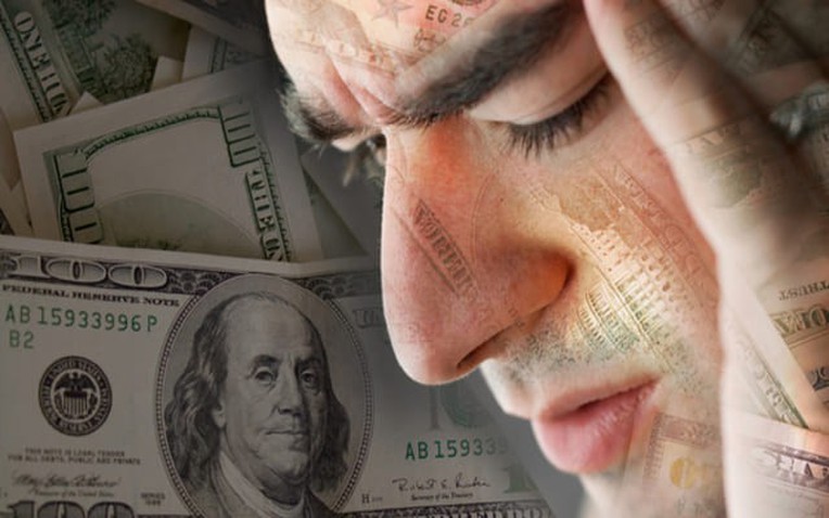 Nỗi khổ nhiều tiền: Có 1 triệu USD, người đàn ông bị biến thành ‘ví tiền sống’ nhưng vẫn gánh kết cục mất bạn thân, gia đình rạn nứt- Ảnh 1.