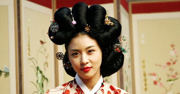 10 kỹ nữ đẹp nhất Hàn Quốc: Song Hye Kyo xếp sau Park Min Young, hạng 1 đúng chuẩn cổ nhân trời chọn img2479 17699758229301336170142 1769992300712 1769992300941946454664 177 13 484 600 crop 1769992403725650410939jpeg