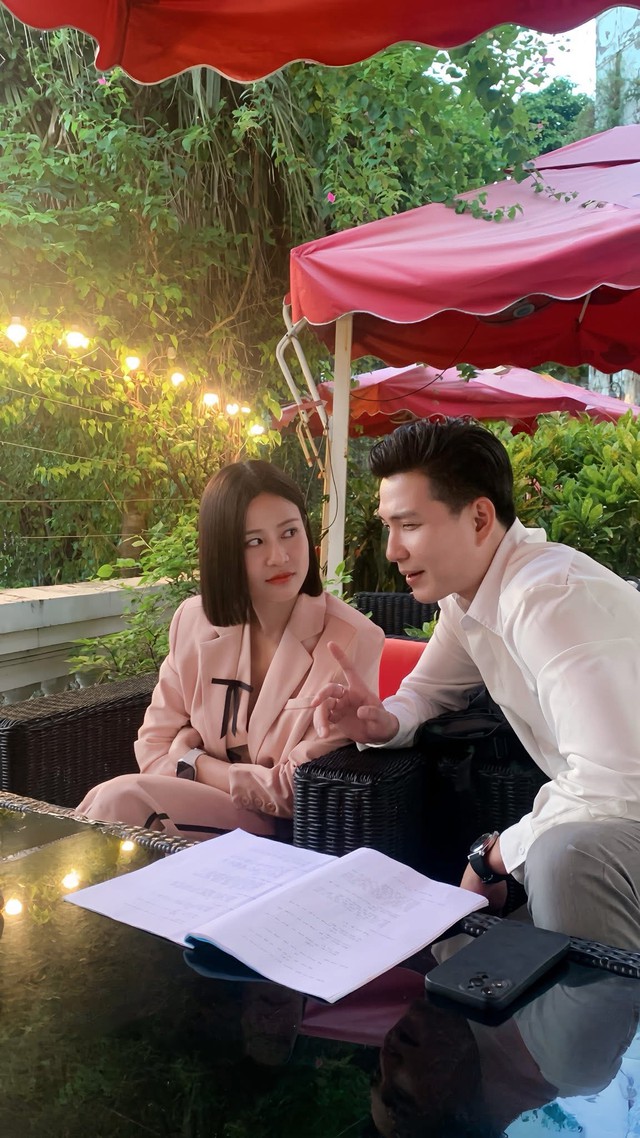 Showbiz Việt có cặp đôi