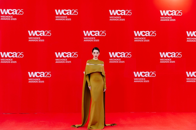 Siêu thảm đỏ WeChoice Awards: Jun Vũ đọ sắc bên dàn Hoa hậu - Á hậu, hội Tân Binh, Em Xinh tưng bừng đổ bộ!- Ảnh 8. Siêu thảm đỏ WeChoice Awards: Jun Vũ đọ sắc bên dàn Hoa hậu - Á hậu, hội Tân Binh, Em Xinh tưng bừng đổ bộ!- Ảnh 8.