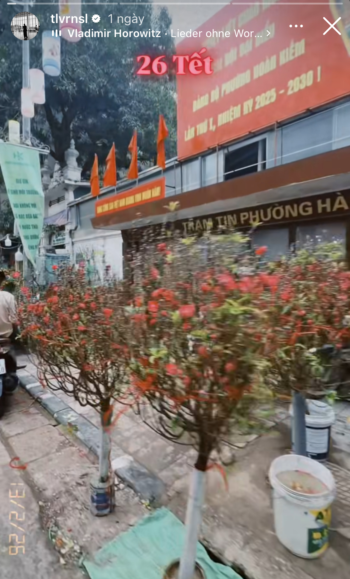 Sao Việt ngày Valentine: Tóc Tiên - Touliver thái độ trái ngược, Sơn Tùng để lộ hint lạ- Ảnh 13. Sao Việt ngày Valentine: Tóc Tiên - Touliver thái độ trái ngược, Sơn Tùng để lộ hint lạ- Ảnh 13.