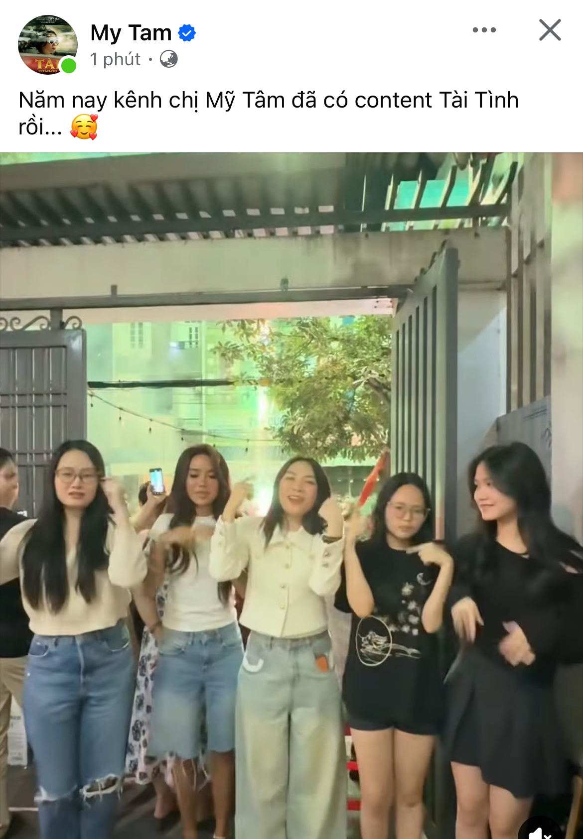 "Team qua đường" bắt gặp Mai Tài Phến "giữ chuỗi" ăn Tết cùng gia đình Mỹ Tâm img3726 1771162498646465463950 1771199662344 17711996626011761712815