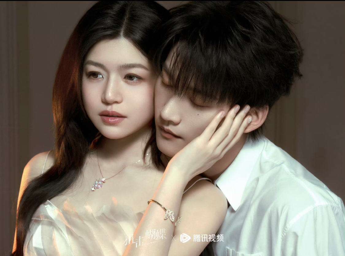 Xem 1000 phim ngôn tình mới thấy 1 bộ là đỉnh cao chemistry: Nữ chính trẻ đẹp dễ sợ, 42 tuổi mà như gái 18- Ảnh 3.