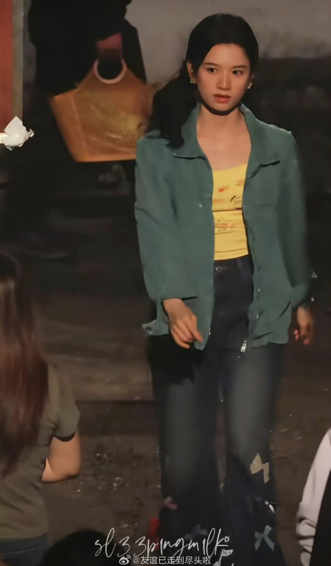 Đây chính là mỹ nhân mặc xấu nhất hiện tại, khán giả kêu gọi bỏ phim vì loạt váy áo thảm họa- Ảnh 6.