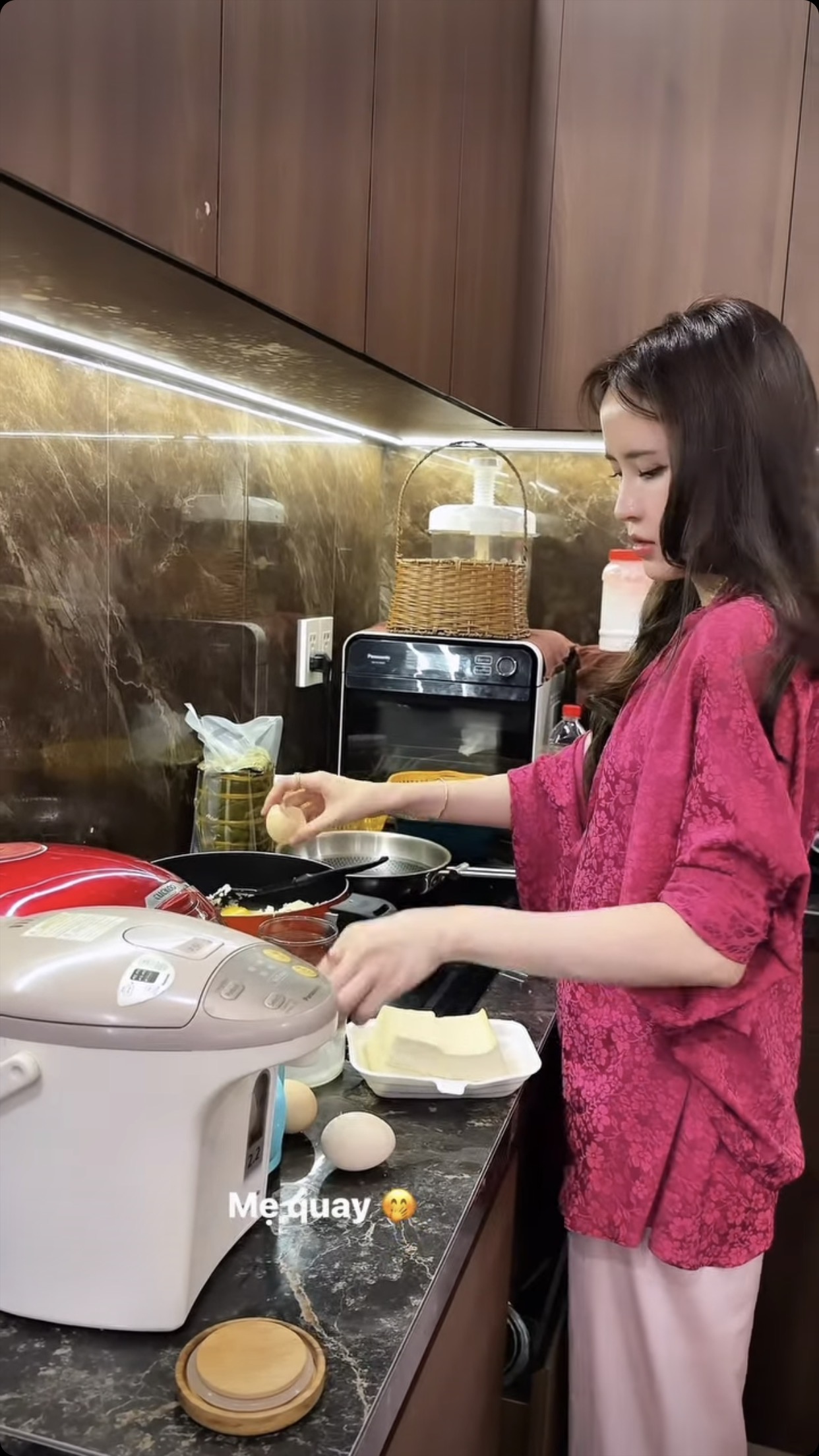 Dàn sao Việt cùng đếm ngược năm mới: Trấn Thành báo tin vui, Mỹ Tâm khiến dân tình réo gọi Mai Tài Phến- Ảnh 4.