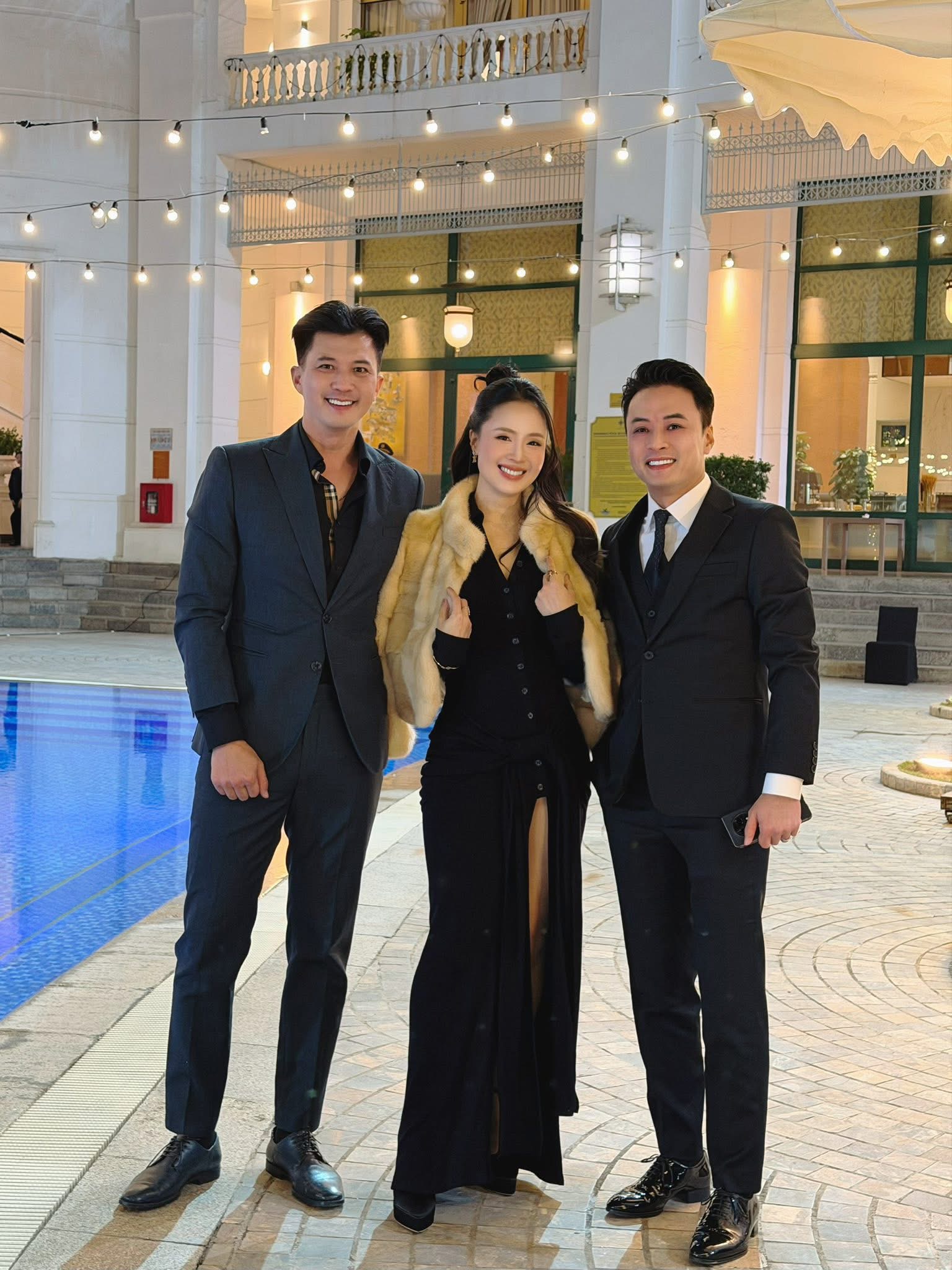 Cặp đôi đẹp nhất Việt Nam tái hợp khiến MXH sốc visual: Nhan sắc trên cả cực phẩm, 15 năm không có đối thủ- Ảnh 2. Cặp đôi đẹp nhất Việt Nam tái hợp khiến MXH sốc visual: Nhan sắc trên cả cực phẩm, 15 năm không có đối thủ- Ảnh 2.