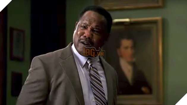 Hình ảnh về cố diễn viên Isiah Whitlock Jr. trong phim The Wire.