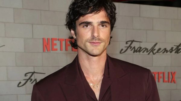 Sao Nam Jacob Elordi Nhập Viện Vì Tai Nạn Phòng Tắm Khi Quay Wuthering Heights jacob elordi4 vakhjpg