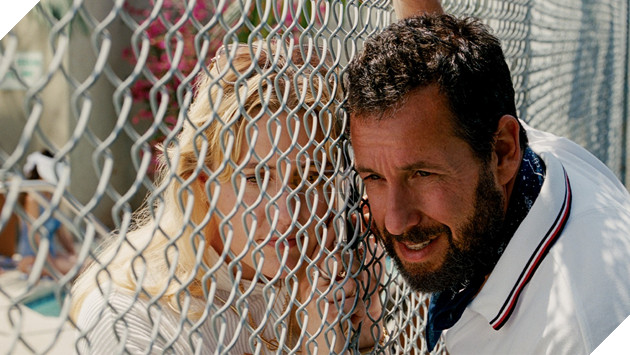 Hình ảnh nam diễn viên Adam Sandler trong một phân cảnh ở Jay Kelly.