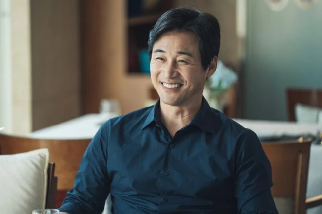 Cặp đôi diễn viên ly hôn bỗng tái hợp ở nơi không ngờ sau 10 năm, đàng gái sượng người thấy chồng cũ âu yếm người khác- Ảnh 1.