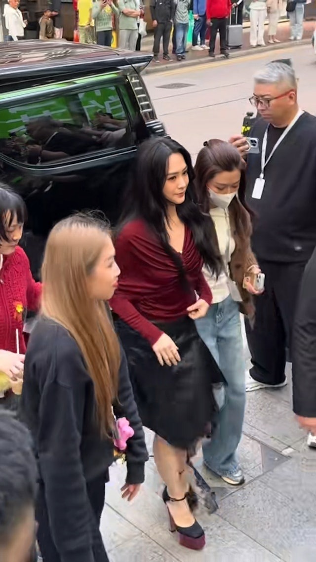 Đây thực sự là Chung Hân Đồng hậu phát tướng gây sốc, đột ngột tăng đến 75 kg- Ảnh 5.