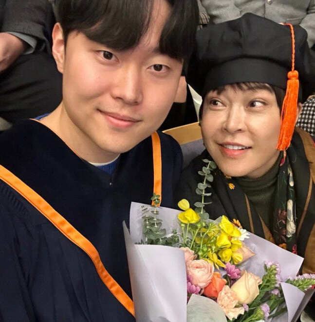 Con trai nữ diễn viên bỏ học cấp 2, trầm cảm nhốt mình trong phòng vì bố mẹ ly hôn- Ảnh 2.