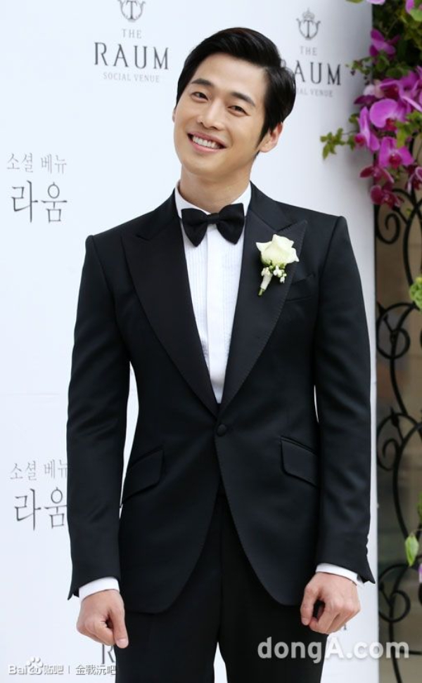 Nam thần cao 1m84 biến mất bí ẩn, thì ra đã cưới được thiên kim tập đoàn lớn và có con lớn tướng- Ảnh 4.