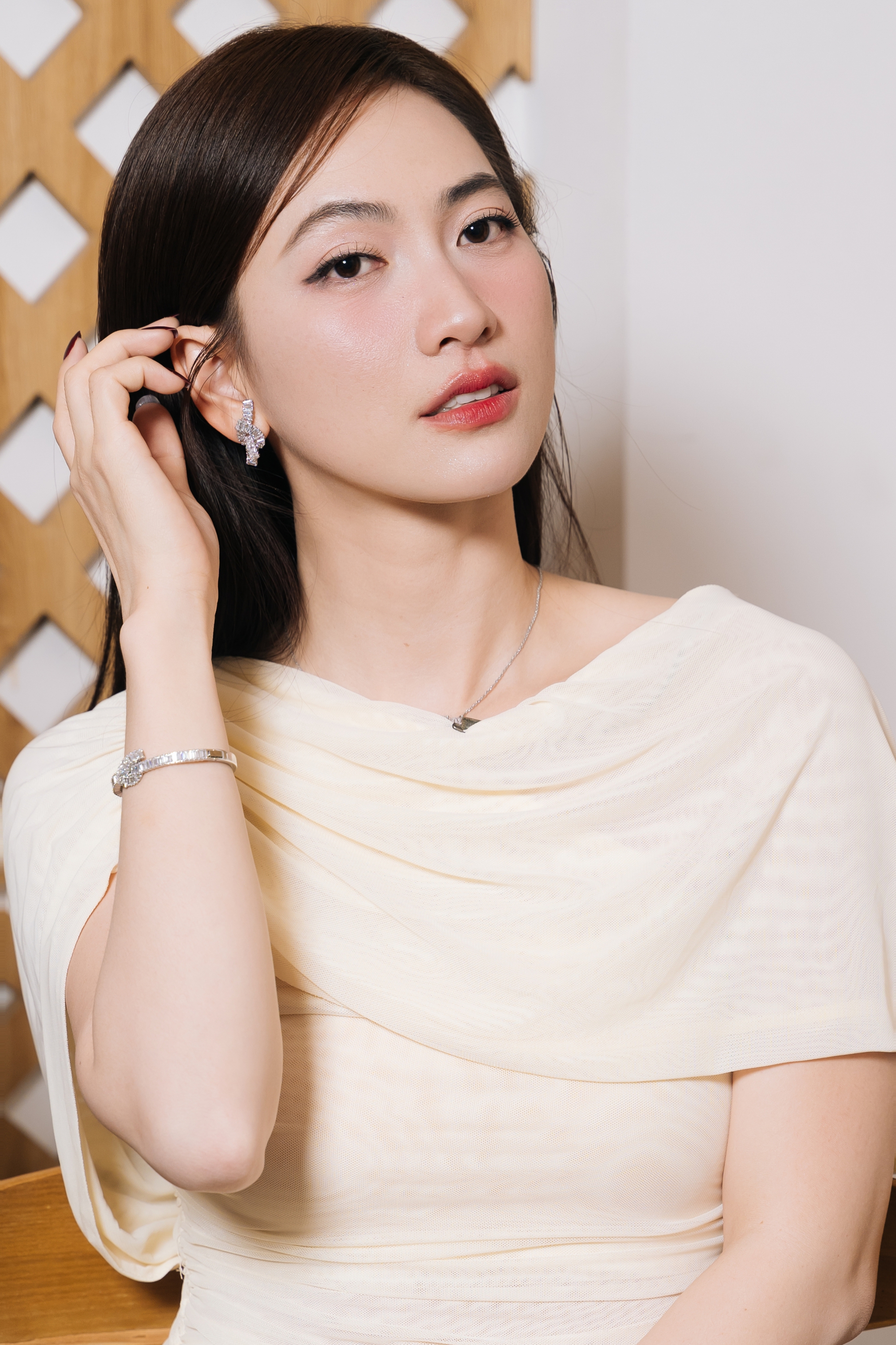 Tuấn Trần: Tôi gia trưởng thật nhưng luôn để ý phản ứng của Phương Anh Đào, chỉ cần cô ấy nói “Vậy hả?” là tôi nổi da gà- Ảnh 14.