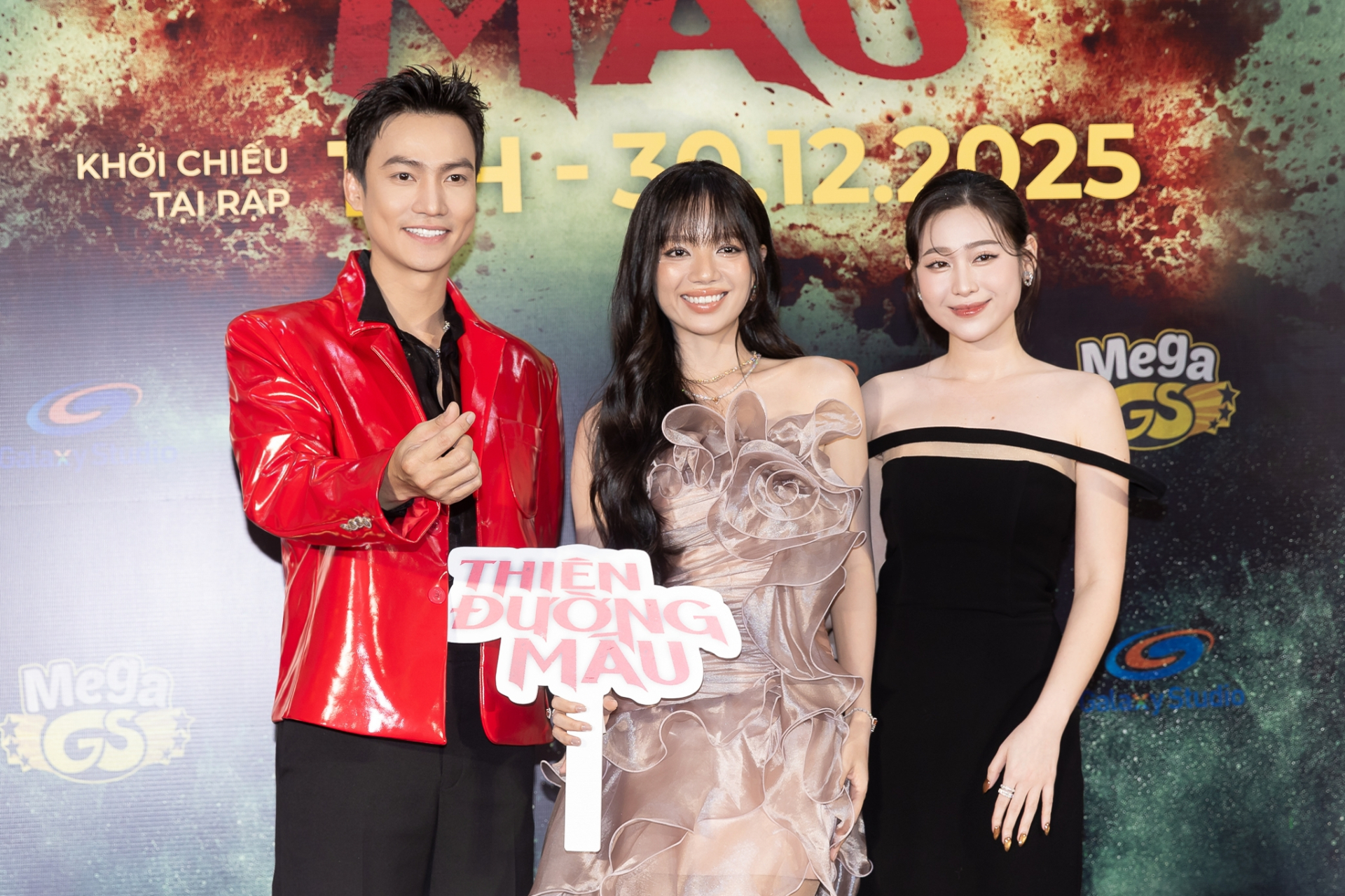 Ai đó hãy cứu lấy mỹ nhân Mưa Đỏ- Ảnh 3.