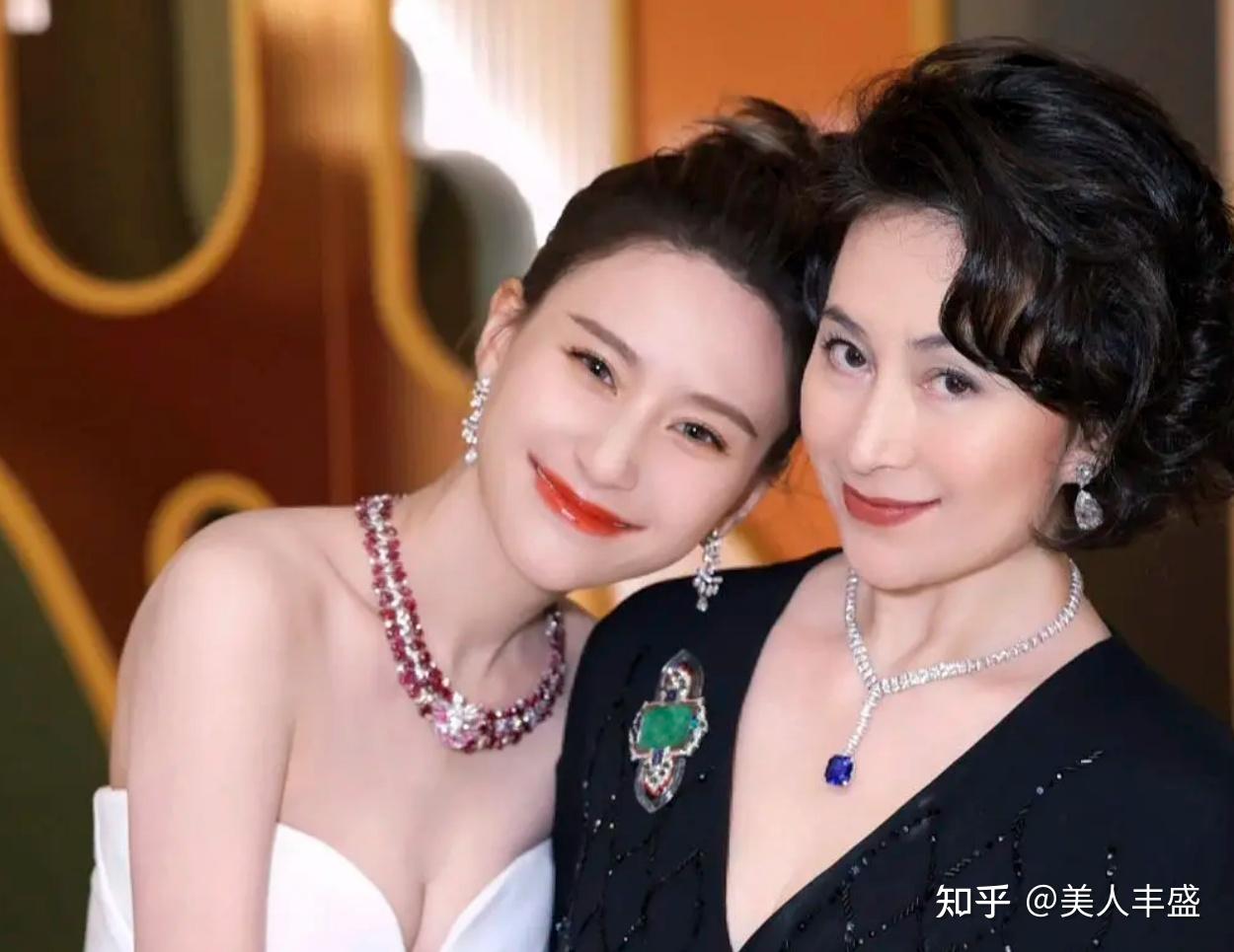 Lộ diện nữ diễn viên giàu nhất showbiz, nhan sắc ăn đứt cả Lộ diện nữ diễn viên giàu nhất showbiz, nhan sắc ăn đứt cả