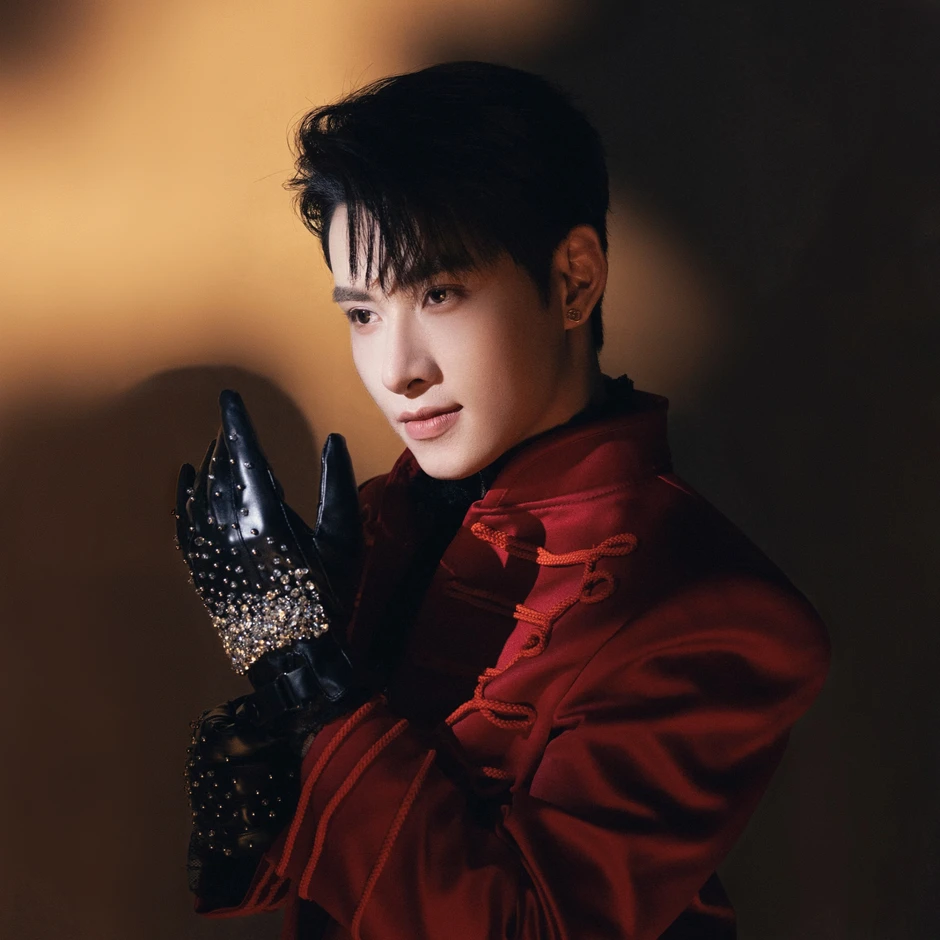 "Dược sĩ Tiến hát còn hay hơn Hùng Huỳnh"