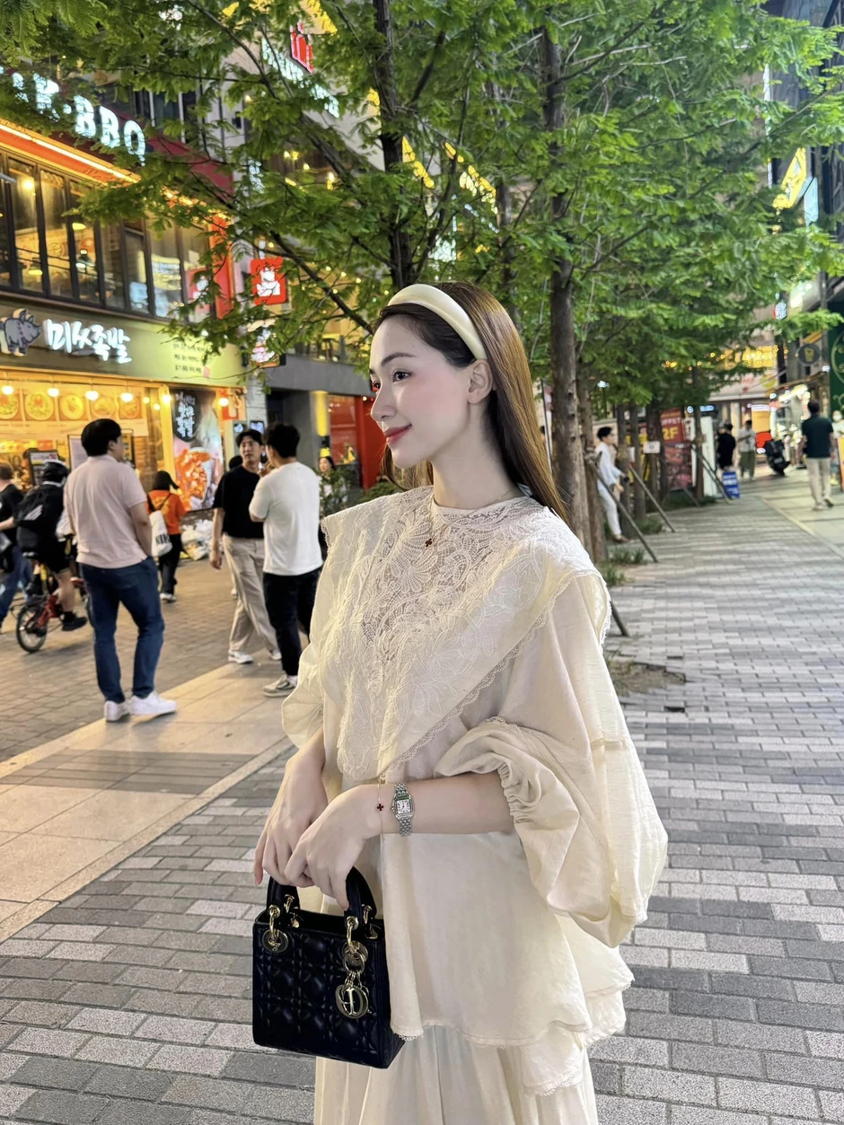 "Hoà Minzy sinh con gái" lọt tìm kiếm, chuyện gì đây? "Hoà Minzy sinh con gái" lọt tìm kiếm, chuyện gì đây?