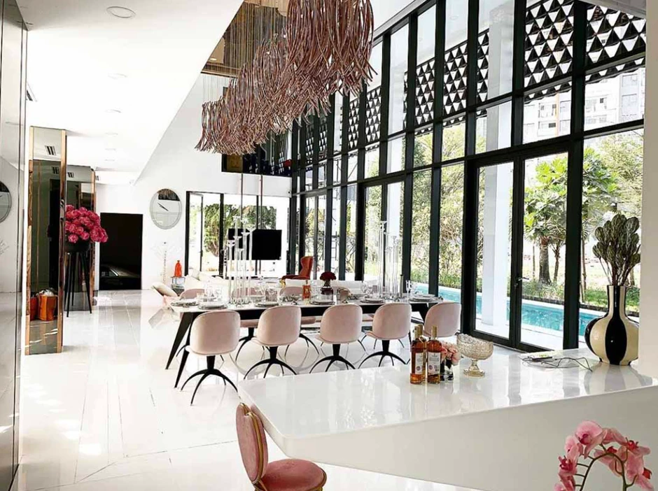 "Nữ hoàng nội y" từng khiến đại gia gốc Việt hơn 45 tuổi si mê, U40 lẻ bóng trong biệt thự 50 tỷ