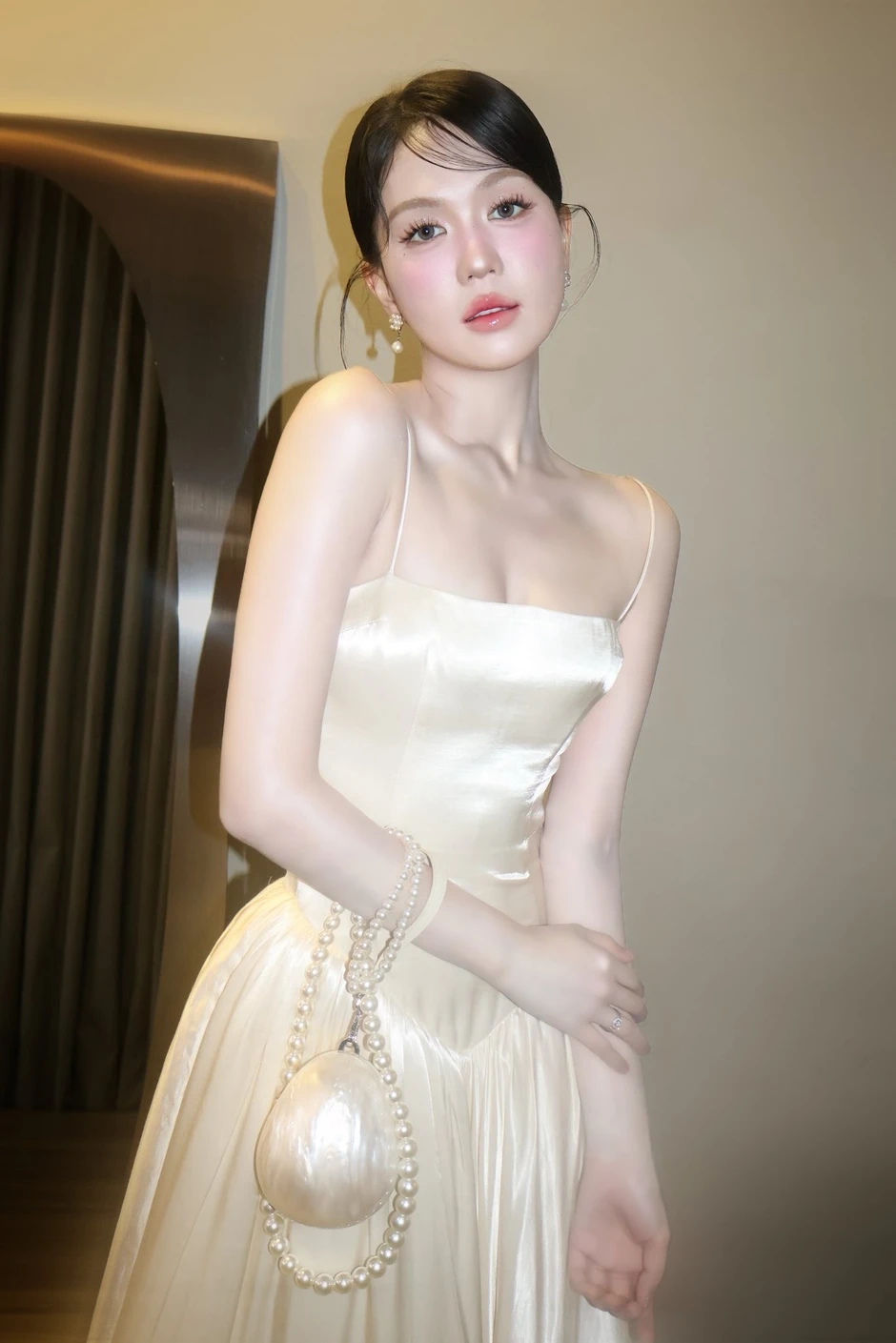 "Nữ hoàng nội y" từng khiến đại gia gốc Việt hơn 45 tuổi si mê, U40 lẻ bóng trong biệt thự 50 tỷ