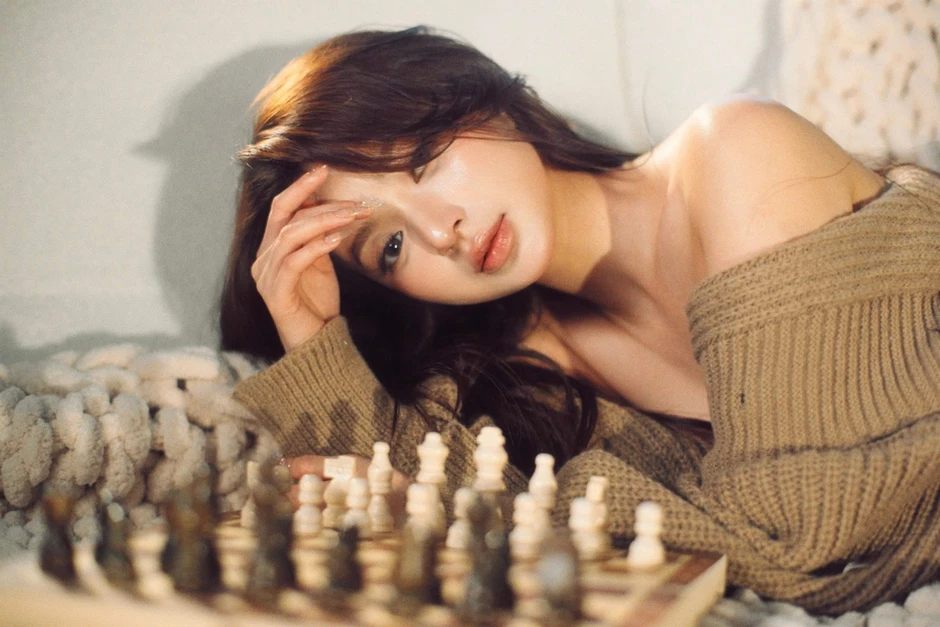 "Nữ thần" Chi Củ Cải trở lại làng streamer, fan phấn khích vì thần tượng ngày càng "chăm" live