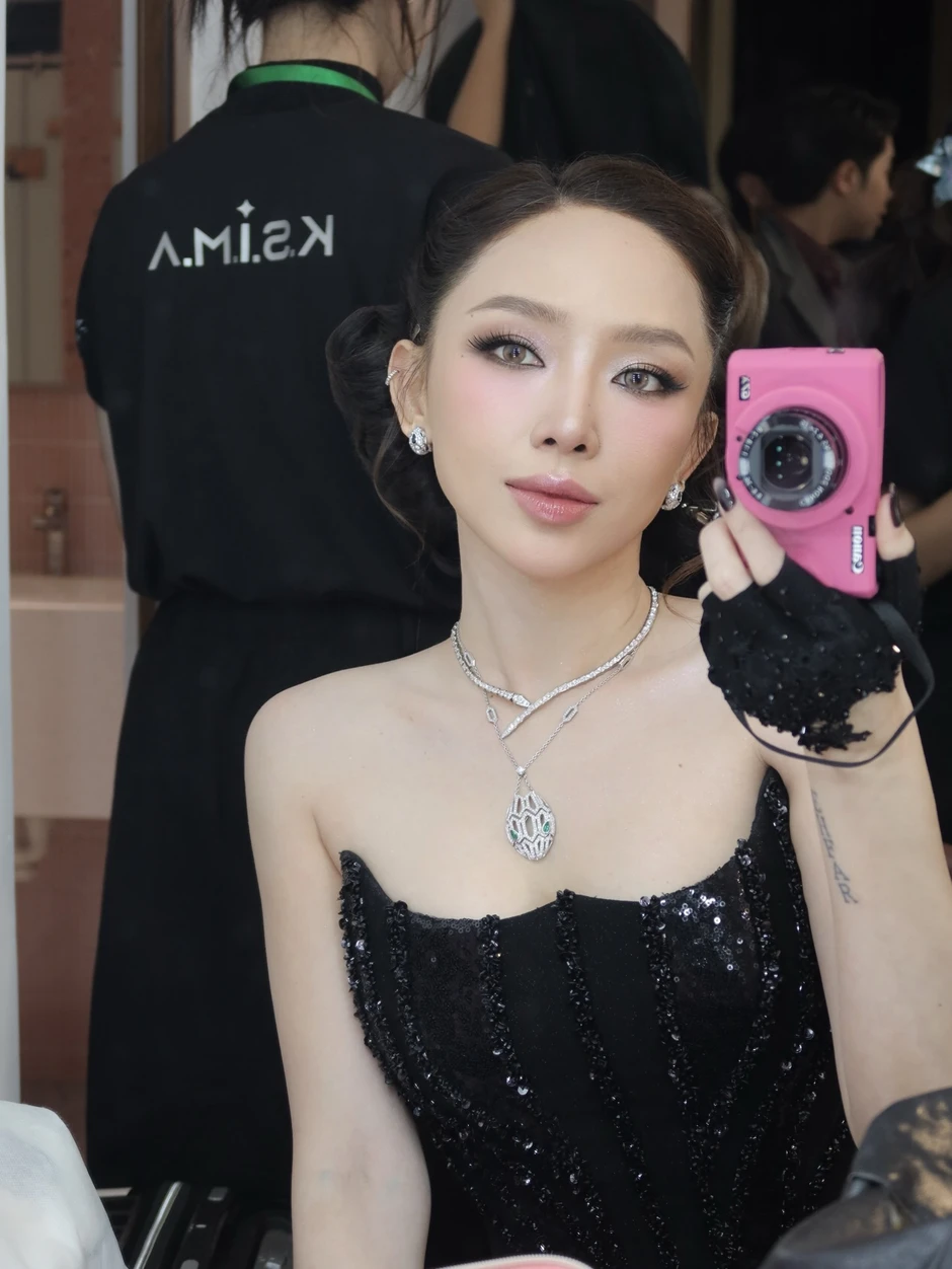 "Tóc Tiên ổn hay cố tỏ ra là mình ổn?"