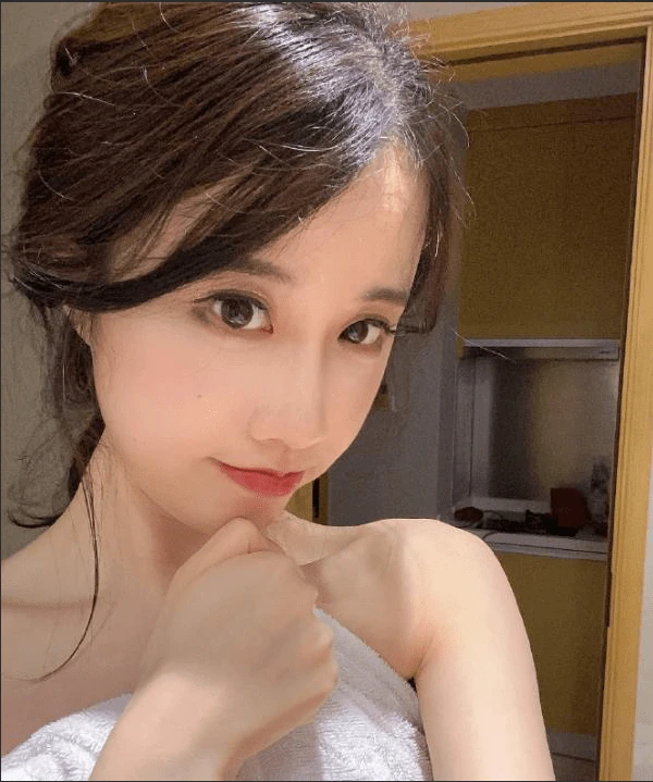 "Uổng phí nhan sắc": Mỹ nhân streamer gây sốc khi thừa nhận vẫn độc thân, tuyên bố "lãng phí gen tốt" khiến fan ngỡ ngàng! "Uổng phí nhan sắc": Mỹ nhân streamer gây sốc khi thừa nhận vẫn độc thân, tuyên bố "lãng phí gen tốt" khiến fan ngỡ ngàng!