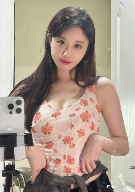 "Uổng phí nhan sắc": Mỹ nhân streamer gây sốc khi thừa nhận vẫn độc thân, tuyên bố "lãng phí gen tốt" khiến fan ngỡ ngàng! "Uổng phí nhan sắc": Mỹ nhân streamer gây sốc khi thừa nhận vẫn độc thân, tuyên bố "lãng phí gen tốt" khiến fan ngỡ ngàng!