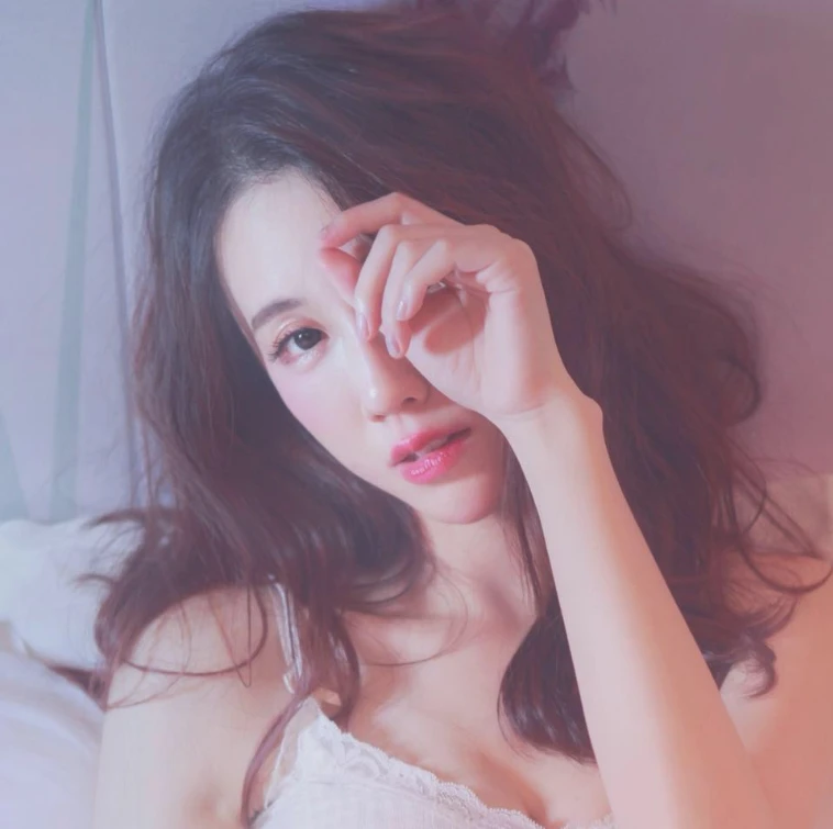 "Uổng phí nhan sắc": Mỹ nhân streamer gây sốc khi thừa nhận vẫn độc thân, tuyên bố "lãng phí gen tốt" khiến fan ngỡ ngàng! "Uổng phí nhan sắc": Mỹ nhân streamer gây sốc khi thừa nhận vẫn độc thân, tuyên bố "lãng phí gen tốt" khiến fan ngỡ ngàng!