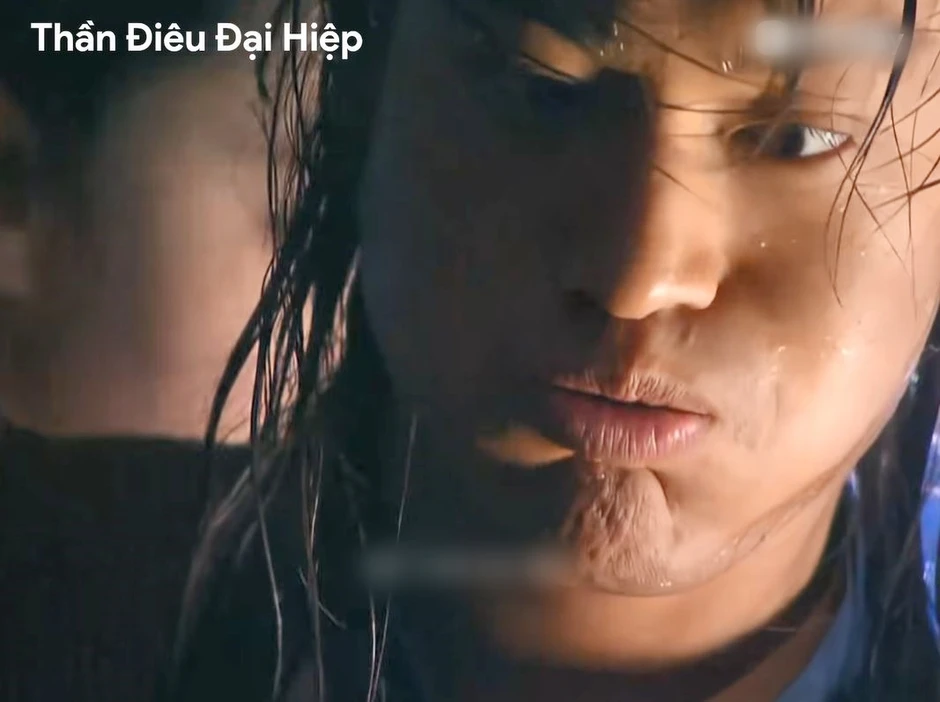 Video 30 giây gây tranh cãi của Lưu Diệc Phi và Huỳnh Hiểu Minh khiến cư dân mạng rùng mình