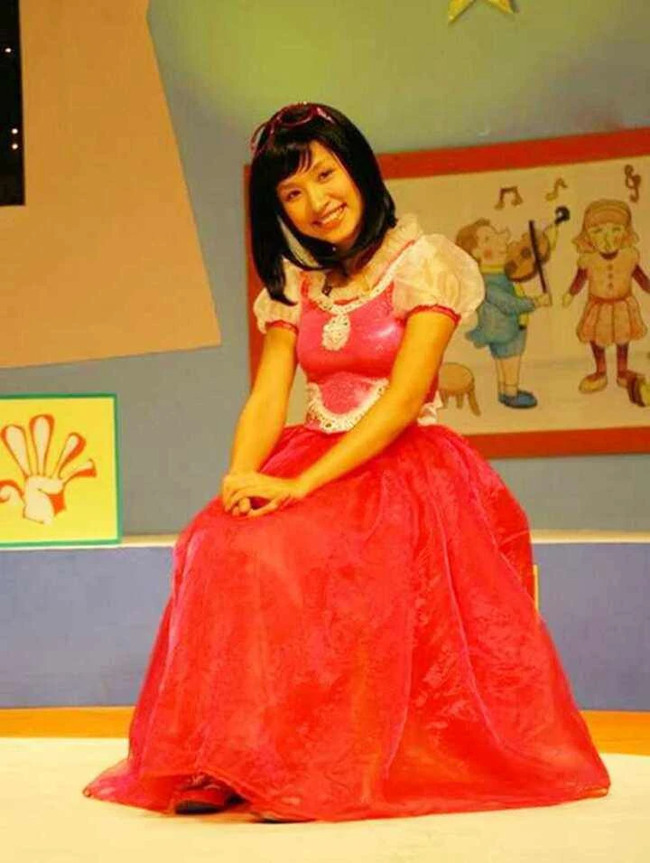 4 chị Kính Hồng nổi tiếng VTV: Người lấy chồng đại gia, người làm giám đốc