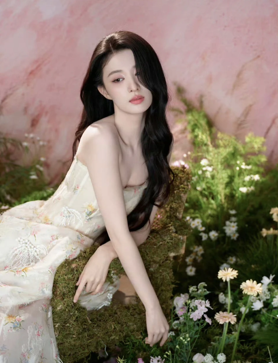 4 mỹ nhân hợp đóng tiểu thư hào môn nhất Trung Quốc 4 mỹ nhân hợp đóng tiểu thư hào môn nhất Trung Quốc