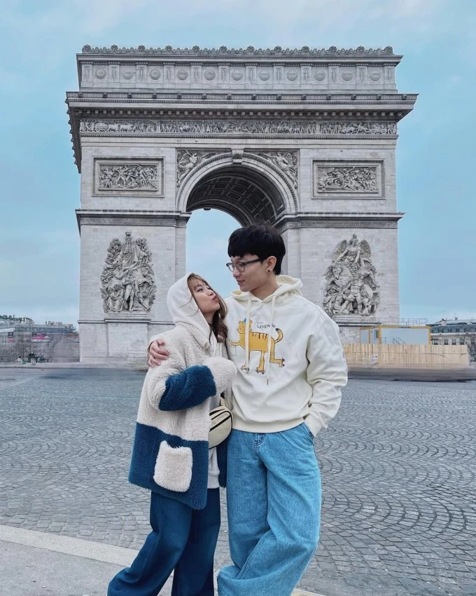 Hoàng Dũng và Khánh Linh - 6 năm hôn nhân kín tiếng