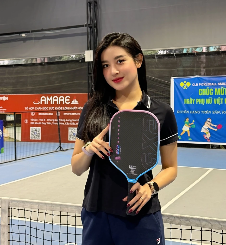 Á hậu Huyền My gặp tai nạn khi chơi pickleball Á hậu Huyền My gặp tai nạn khi chơi pickleball