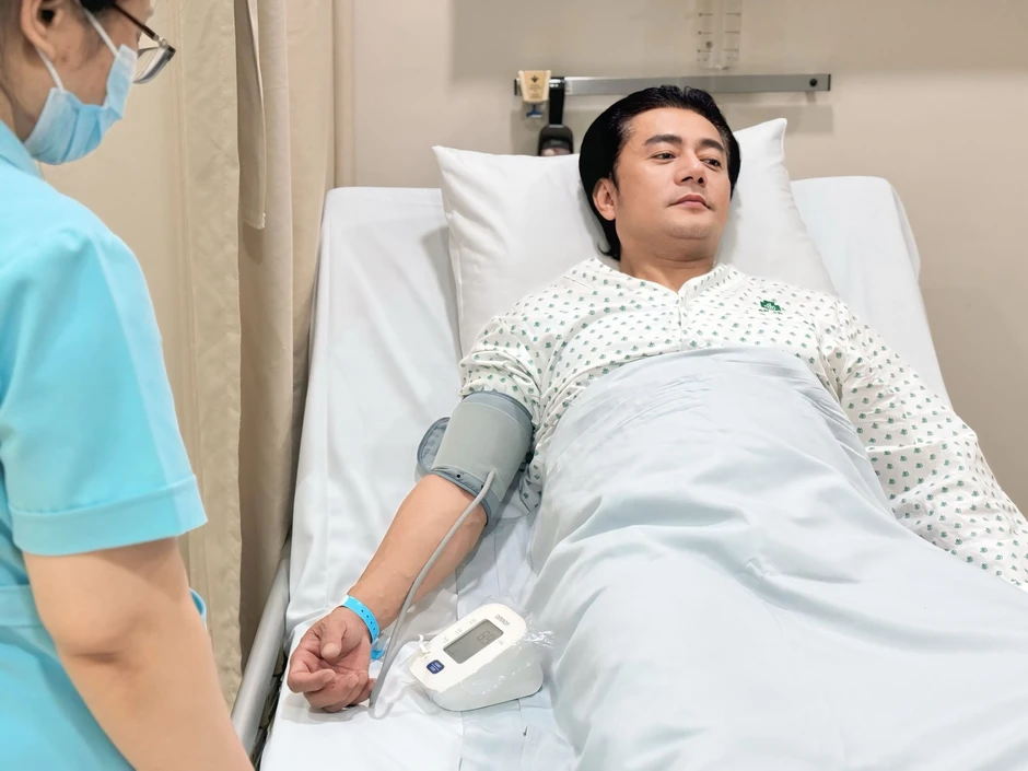 Á hậu Huyền My gặp tai nạn khi chơi pickleball Á hậu Huyền My gặp tai nạn khi chơi pickleball