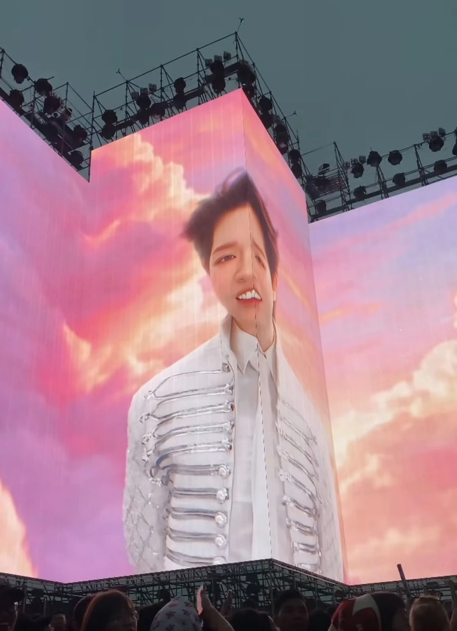 Ai đã hại Đức Phúc thế này?