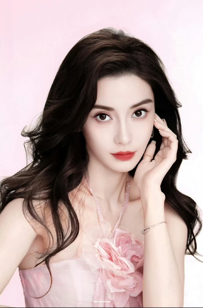 Angelababy cũng có ngày này: Sa sút đến mức phải livestream bán hàng giá rẻ, sống bằng những bữa cơm lề đường Angelababy cũng có ngày này: Sa sút đến mức phải livestream bán hàng giá rẻ, sống bằng những bữa cơm lề đường