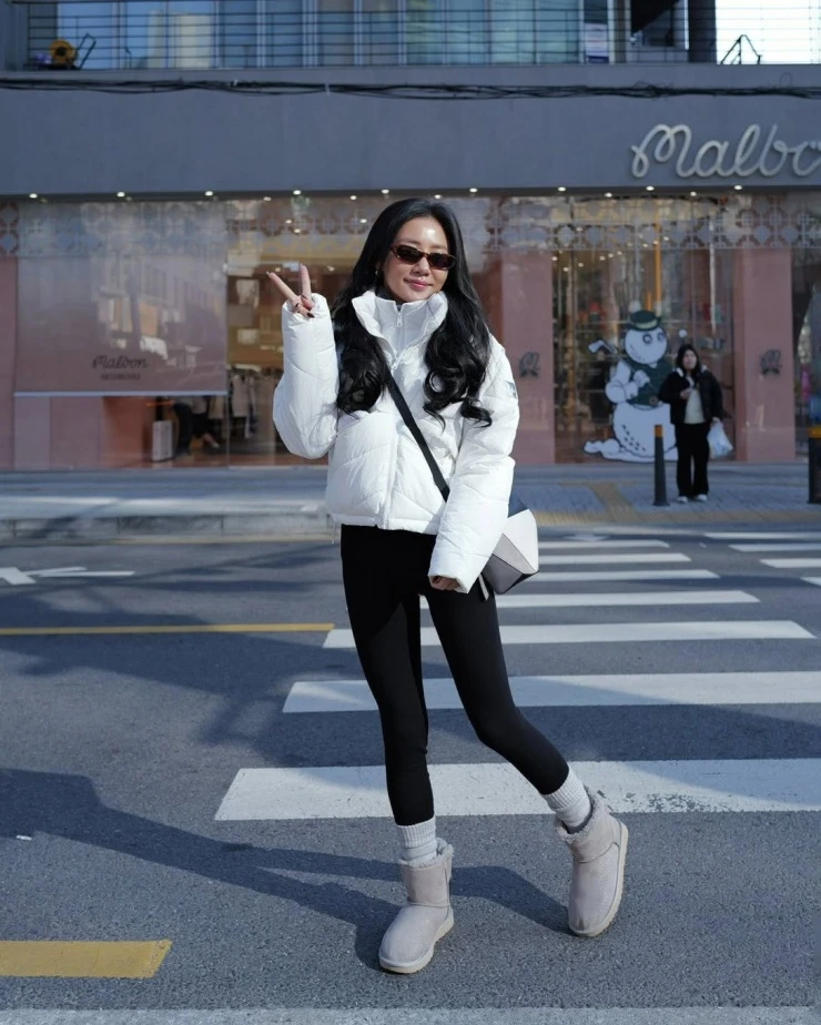 Ảnh sao 21/3: Huyền Baby kỷ niệm 13 năm cưới chồng đại gia