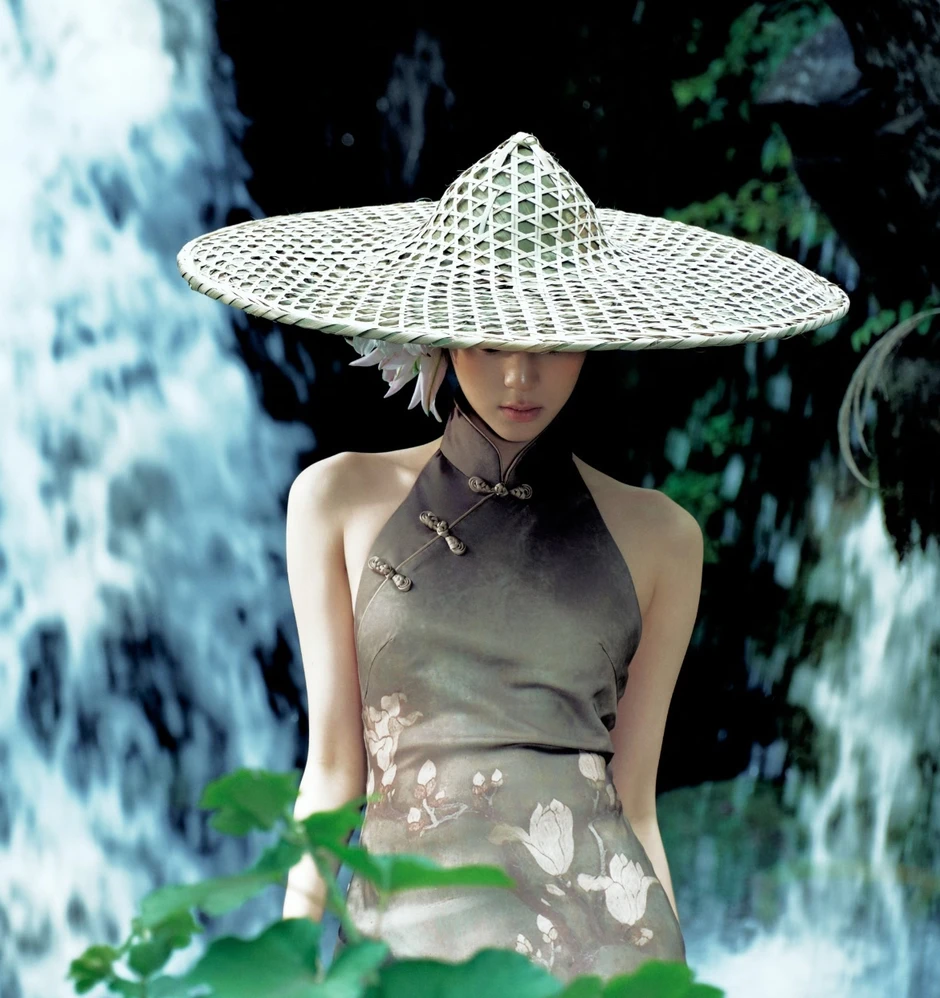 Âu Dương Na Na đẹp như tranh thủy mặc Âu Dương Na Na đẹp như tranh thủy mặc