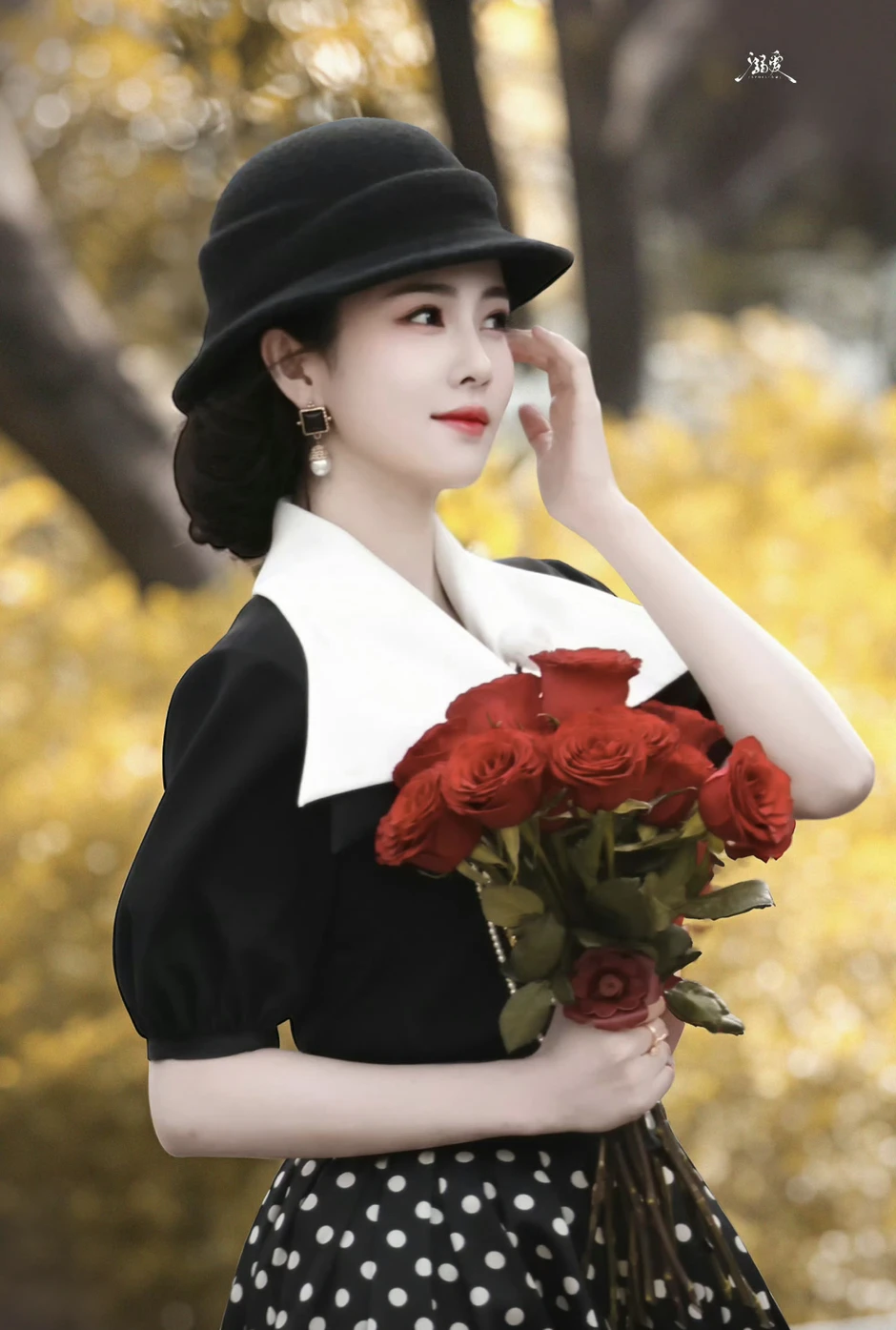 Bạch Lộc náo loạn hot search với nhan sắc tô hồng vạn vật Bạch Lộc náo loạn hot search với nhan sắc tô hồng vạn vật