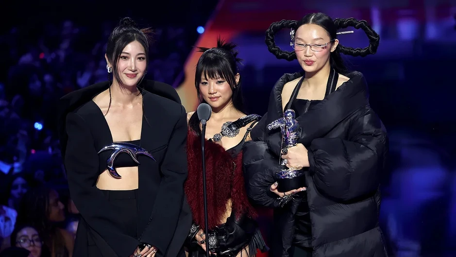 Bài hát bị cả châu Á "underrated" làm nên lịch sử Oscar Bài hát bị cả châu Á "underrated" làm nên lịch sử Oscar