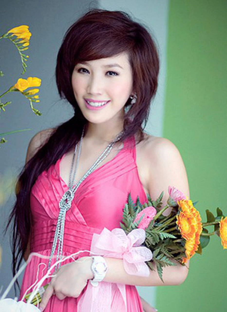 Bảo Thy tổn thương vì bị chê hết thời, bỏ ngang cả album Bảo Thy tổn thương vì bị chê hết thời, bỏ ngang cả album