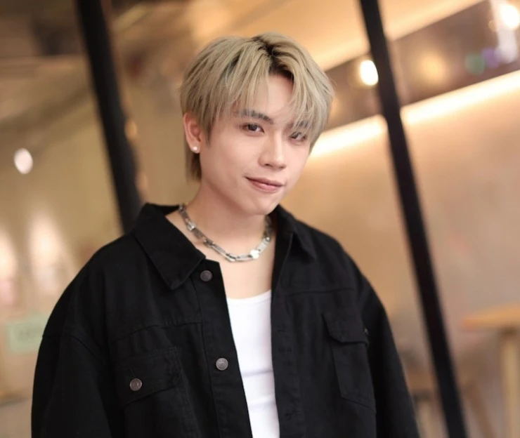 Nam ca sĩ 20 tuổi bị bắt tạm giam: diễn biến vụ án