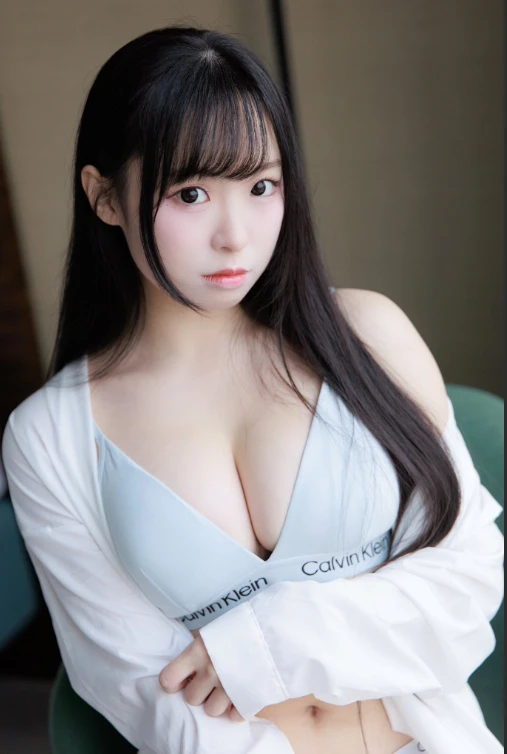 Bị kẻ xấu giả mạo hình ảnh gợi cảm để trục lợi, hot girl xinh đẹp bức xúc lên tiếng Bị kẻ xấu giả mạo hình ảnh gợi cảm để trục lợi, hot girl xinh đẹp bức xúc lên tiếng