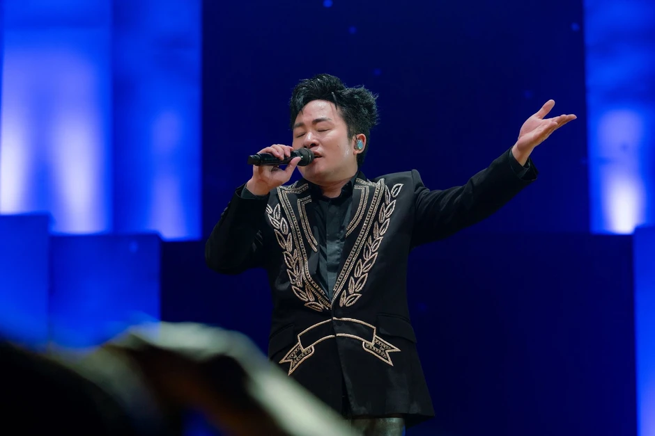 Bi kịch của những ca sĩ tỷ view