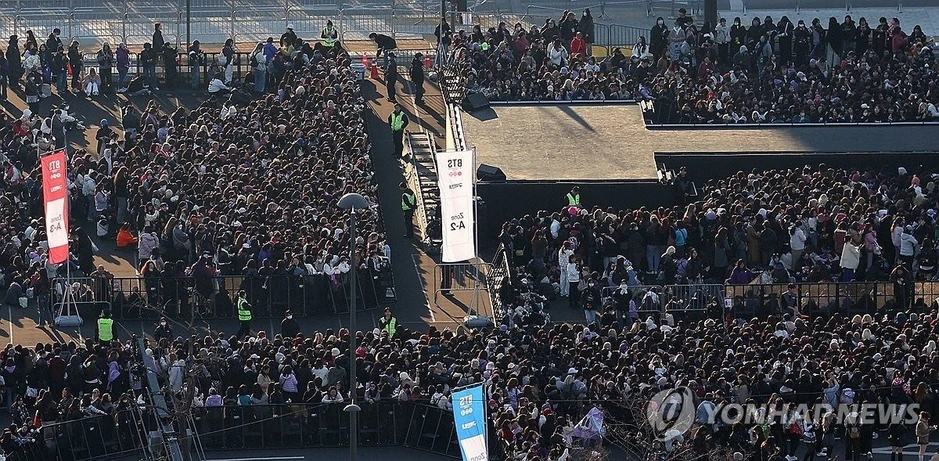 Biển người đổ về Seoul xem BTS