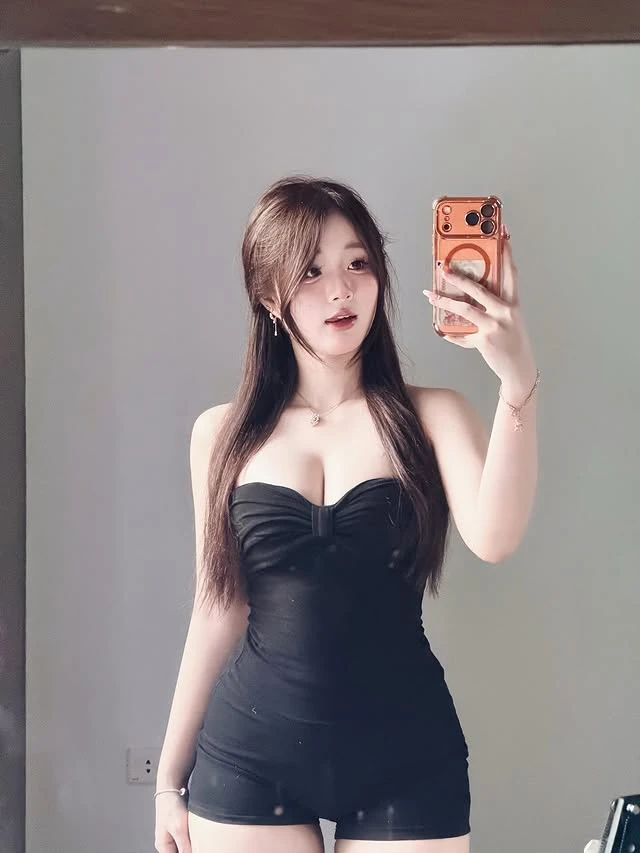 Bình An quyết tâm nâng cấp ngoại hình, dân tình chờ đợi hình ảnh "cực phẩm" Bình An quyết tâm nâng cấp ngoại hình, dân tình chờ đợi hình ảnh "cực phẩm"